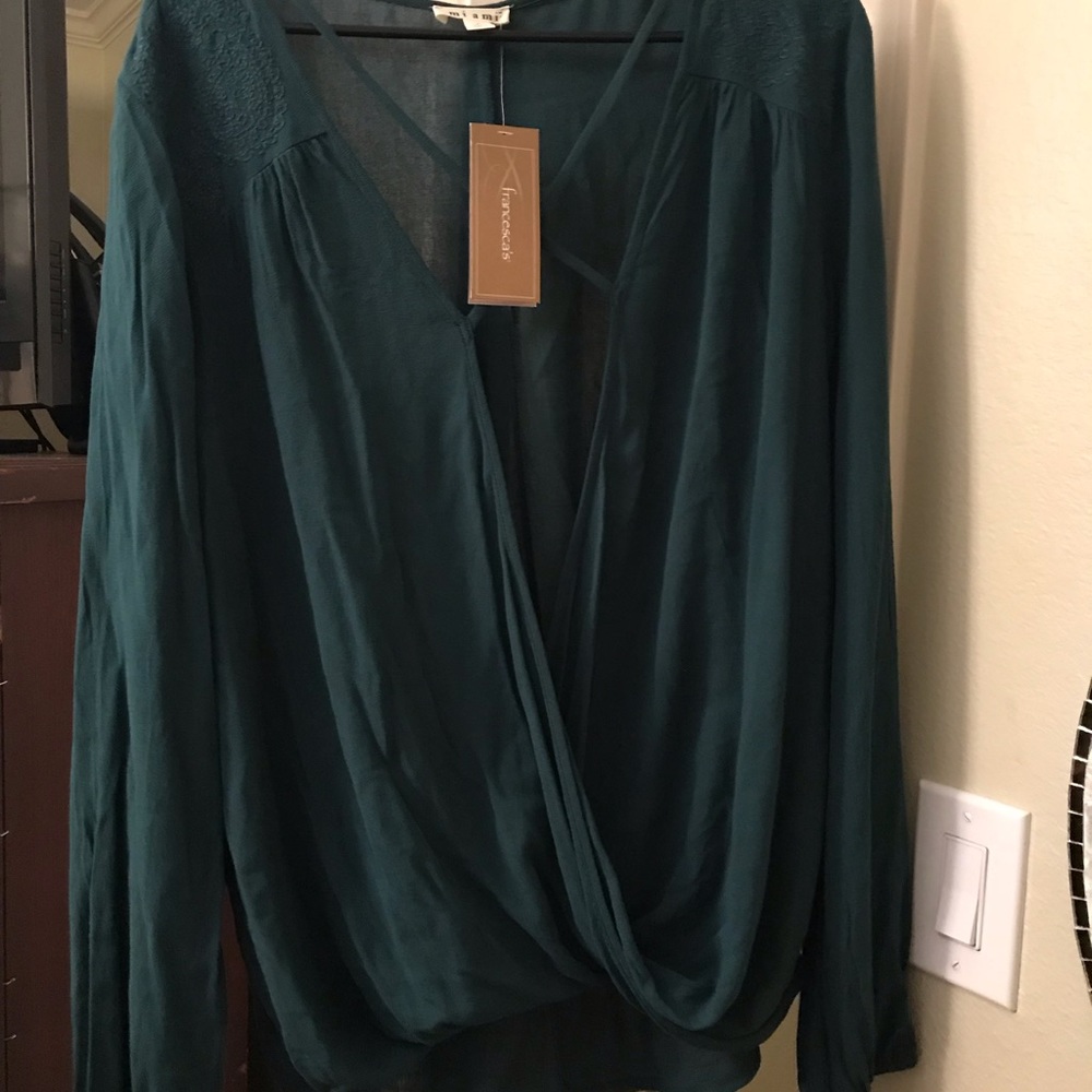 🔥Francesca’s green blouse 🔥